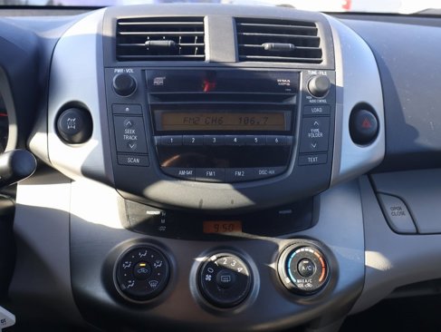 Used 2008 Toyota RAV4 4WD V6 w/ 3rd Row image 10