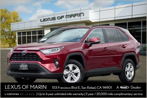 Used 2021 Toyota RAV4 XLE image 1