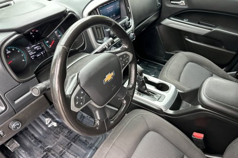 Used 2022 Chevrolet Colorado LT w/ Fleet Safety Package image 10