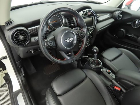 Used 2017 MINI Cooper S image 9