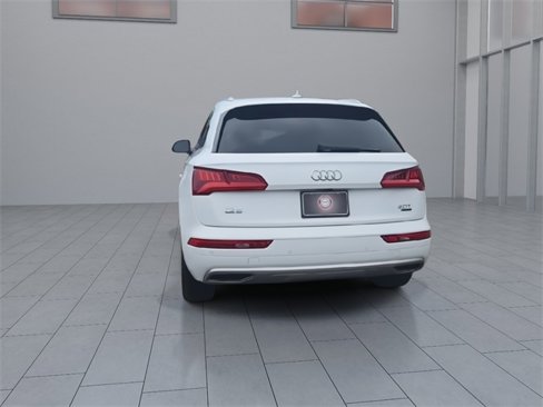 Used 2018 Audi Q5 2.0T Premium Plus w/ Premium Plus Package image 7