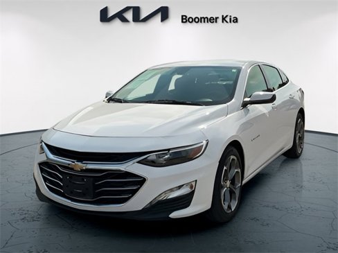 Used 2024 Chevrolet Malibu LT image 1