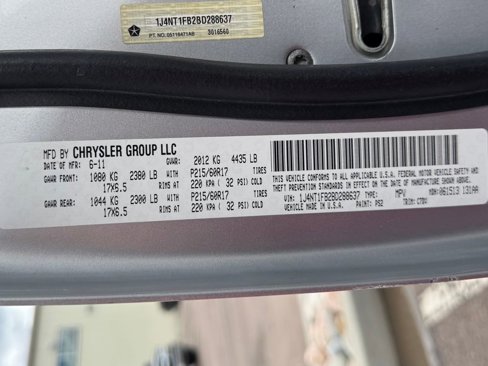 Used 2011 Jeep Compass 2WD image 12