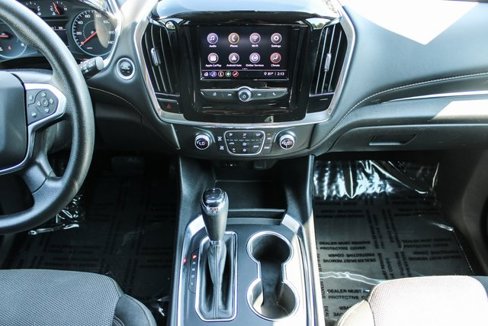 Used 2020 Chevrolet Traverse LS image 16