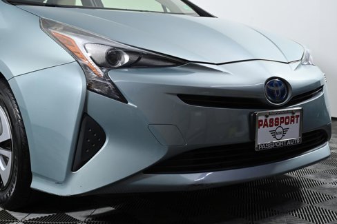 Used 2016 Toyota Prius image 5