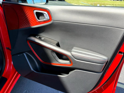 Used 2021 Kia Soul Turbo image 13