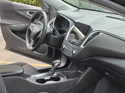 Used 2023 Chevrolet Malibu LT image 26