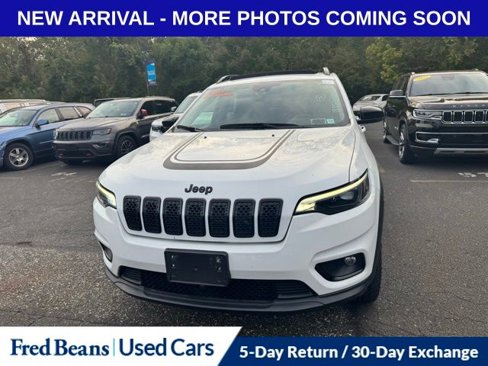 Certified 2022 Jeep Cherokee Latitude w/ Sun & Sound Group image 7