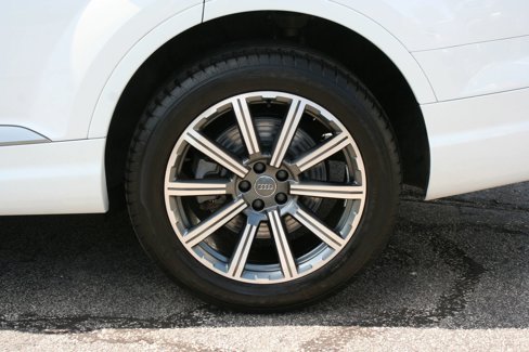 Used 2018 Audi Q7 3.0T Prestige w/ Prestige Package image 20