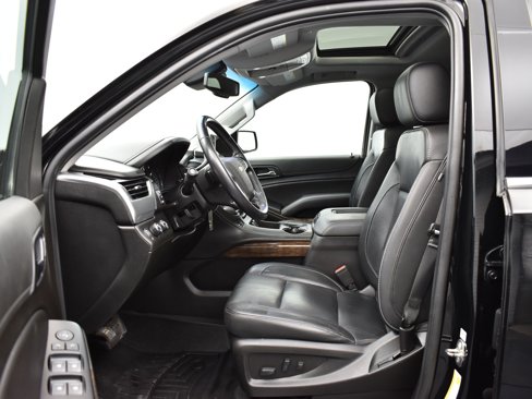 Used 2019 Chevrolet Tahoe LT image 8