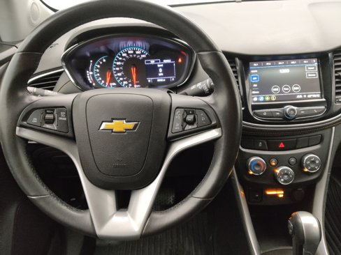 Used 2019 Chevrolet Trax LT w/ LT Convenience Package image 22
