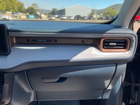 Used 2022 Ford Maverick Lariat w/ Lariat Luxury Package image 55
