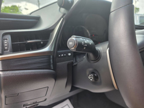 Used 2021 Lexus ES 350 w/ Premium Package image 21