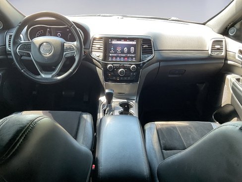 Used 2021 Jeep Grand Cherokee Laredo X image 14