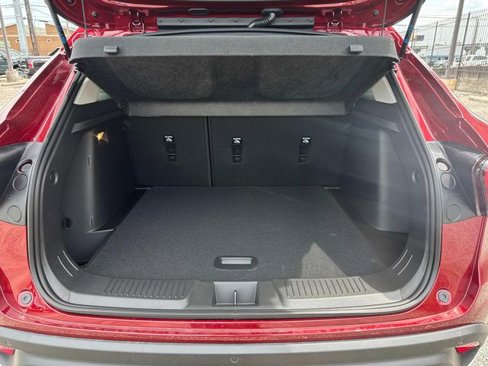 New 2025 Chevrolet Trax LT w/ Driver Confidence Package image 8