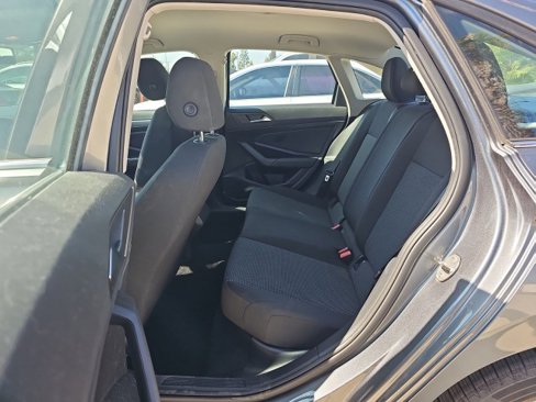 Used 2019 Volkswagen Jetta S w/ Driver Assistance Package image 4