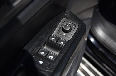 Used 2019 Volkswagen Atlas SEL R-Line image 8