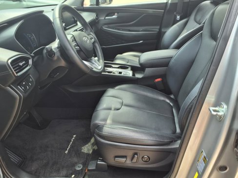 Used 2020 Hyundai Santa Fe SEL w/ Convenience + Premium Package image 17