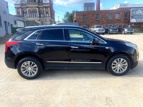 Used 2018 Cadillac XT5 Luxury w/ Driver Awareness Package image 9