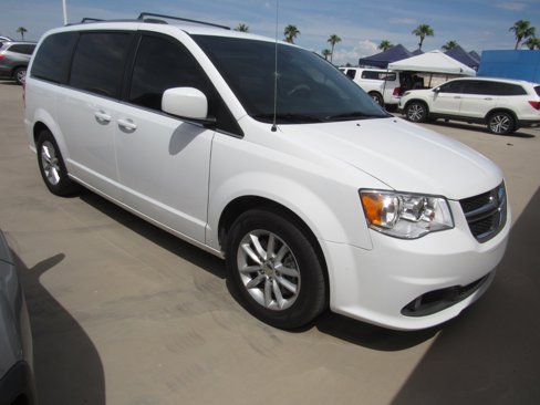 Used 2020 Dodge Grand Caravan SXT image 2