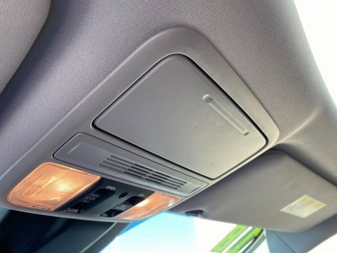 Used 2018 Honda Odyssey EX-L image 24