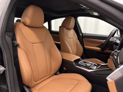 Used 2024 BMW i4 xDrive40i w/ Premium Package image 18
