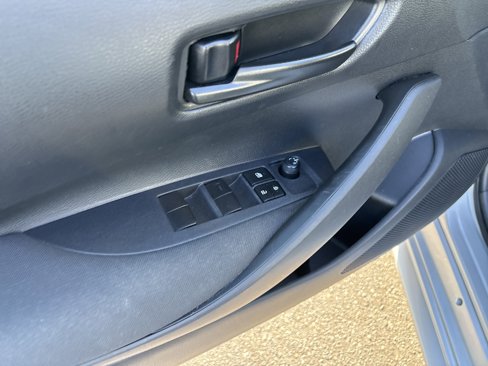 Used 2024 Toyota Corolla LE image 16