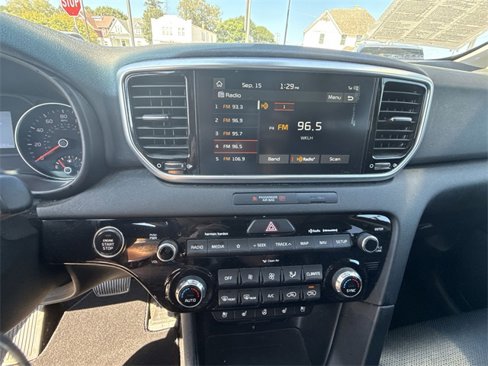 Used 2020 Kia Sportage EX w/ Option Group 15 image 11