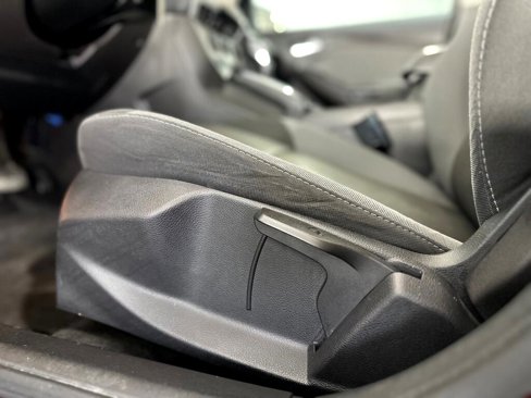 Used 2014 Ford Focus SE w/ SE Winter Package image 23