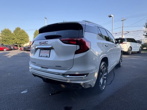 Used 2020 GMC Terrain Denali w/ Denali Premium Package image 5