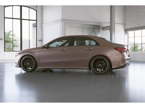 Certified 2022 Mercedes-Benz A 220 image 32