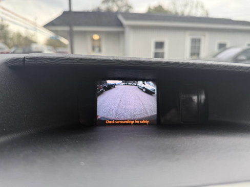 Used 2011 Toyota Sienna XLE image 8