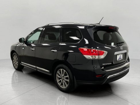 Used 2016 Nissan Pathfinder SL image 8