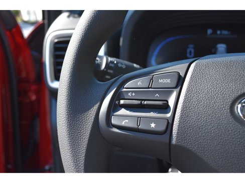 New 2025 Hyundai Venue SE image 19