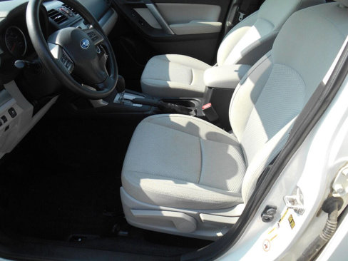 Used 2015 Subaru Forester 2.5i w/ Alloy Wheel Package image 12