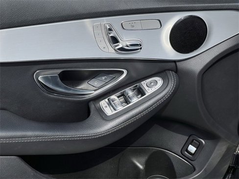 Used 2019 Mercedes-Benz C 300 Sedan image 21