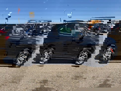 Used 2023 Chevrolet Equinox LT image 8