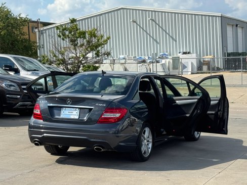 Used 2014 Mercedes-Benz C 300 4MATIC Sedan image 22