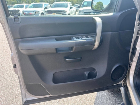 Used 2009 Chevrolet Silverado 1500 LT w/ Power Pack Plus image 11