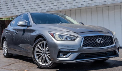 Used 2018 INFINITI Q50 Luxe w/ Essential Package (3.0T Luxe) image 7