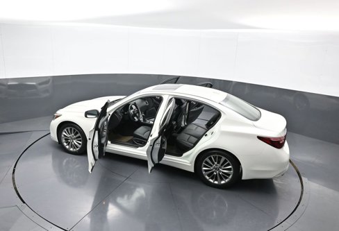 Used 2018 INFINITI Q50 Luxe w/ Essential Package (3.0T Luxe) image 43