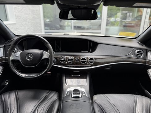 Used 2015 Mercedes-Benz S 63 AMG 4MATIC Sedan image 12