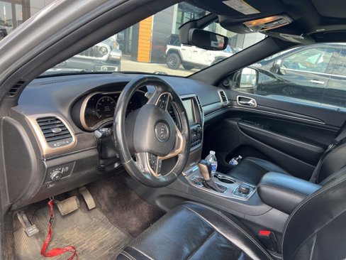 Used 2017 Jeep Grand Cherokee Limited w/ Luxury Group II image 7