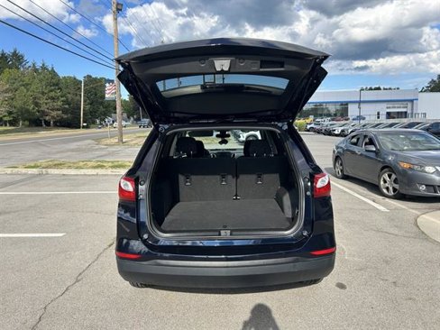 Used 2020 Chevrolet Equinox LS w/ LS Convenience Package image 5
