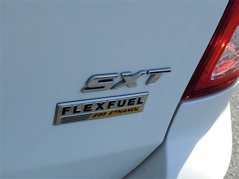 Used 2019 Dodge Grand Caravan SXT image 11