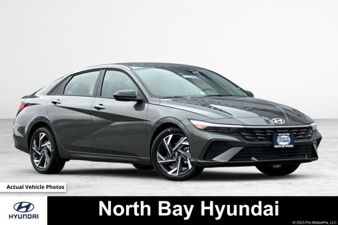 New 2025 Hyundai Elantra Sport image 1