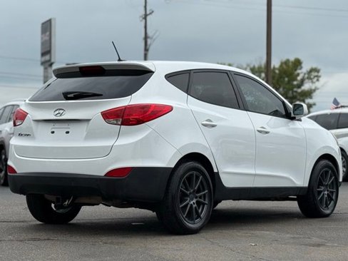 Used 2014 Hyundai Tucson GLS image 36