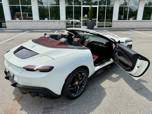 Used 2025 Ferrari Roma Spider image 29