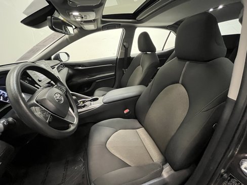 Used 2023 Toyota Camry LE w/ Convenience Package image 13