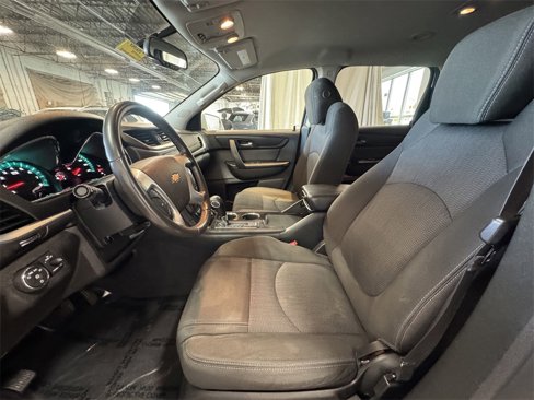 Used 2017 Chevrolet Traverse LT image 18